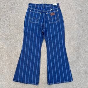 Wrangler Wanderer High Rise Flare Laser Stripe Jeans 32/30